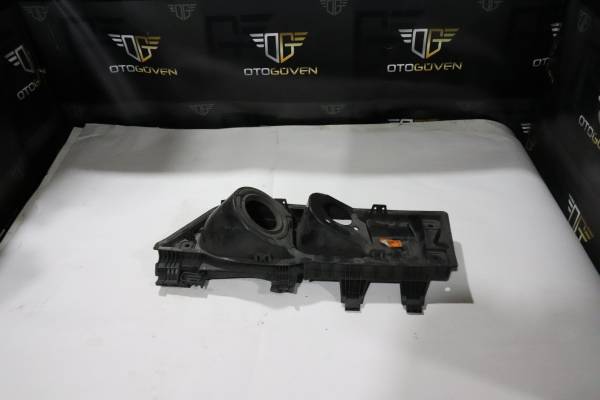 FORD TRANSİT 100 L-S-V ÇIKMA PARÇA  V363 SIFIR MAZOT DIŞ KAPAĞI